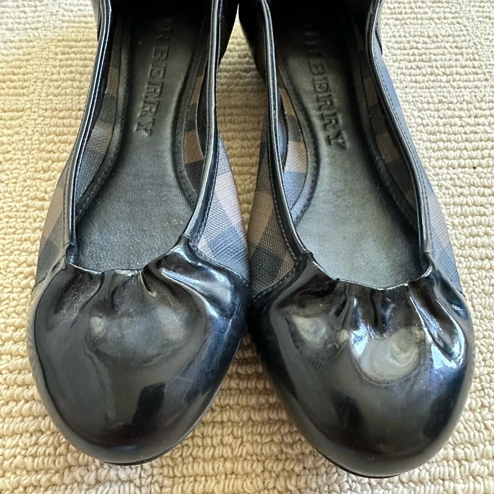 Burberry Ballet Flats - Picture 3 of 10
